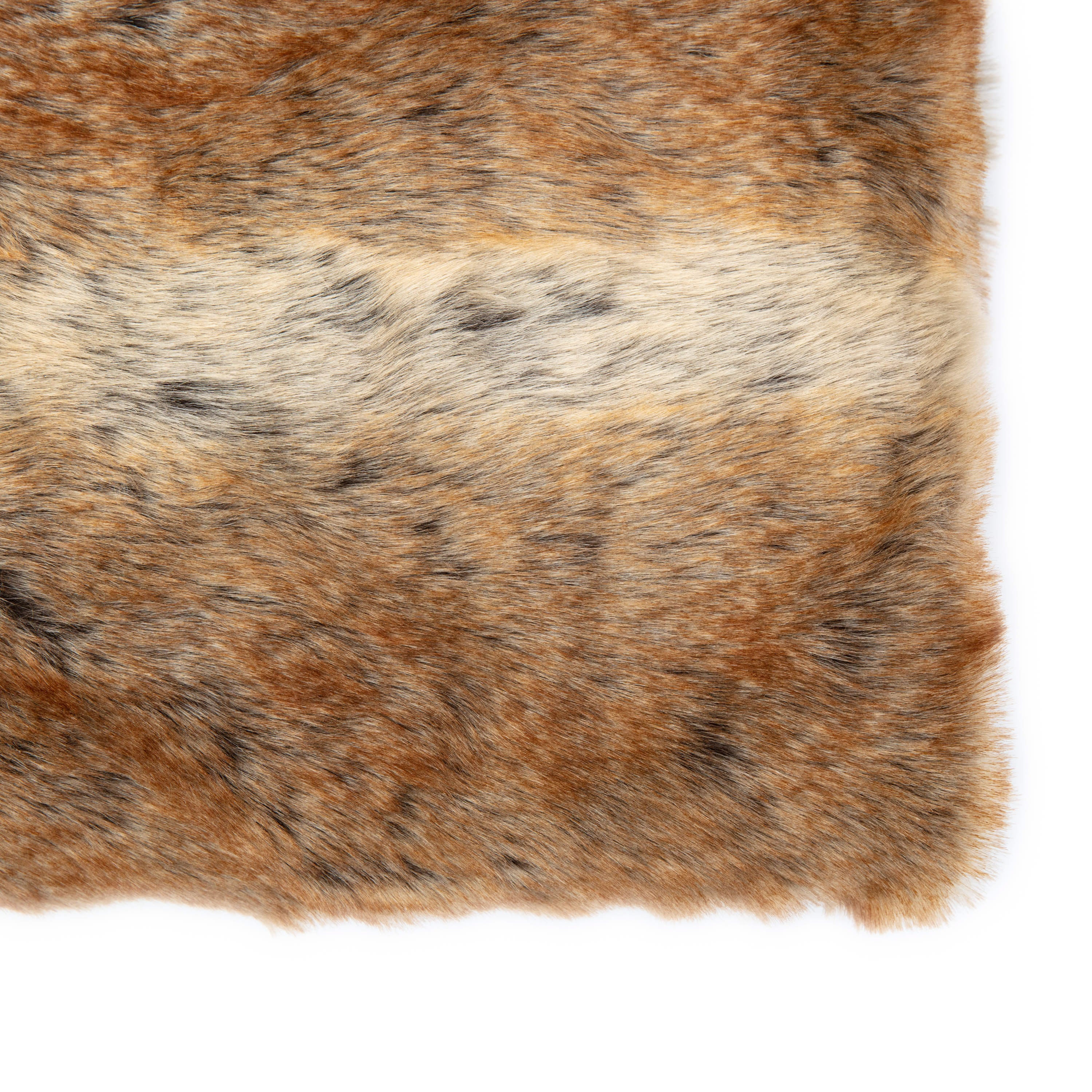 Husky Faux Fur Throw Premium